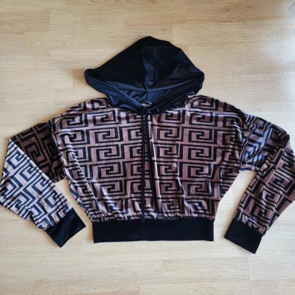 Fashion Nova Velour Geometric Print Crop Hoodie‎ Black Brown Size M